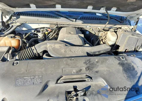 2005 Chevrolet Tahoe K1500 из США, поврежденный, VIN 1GNEK13T65J165913